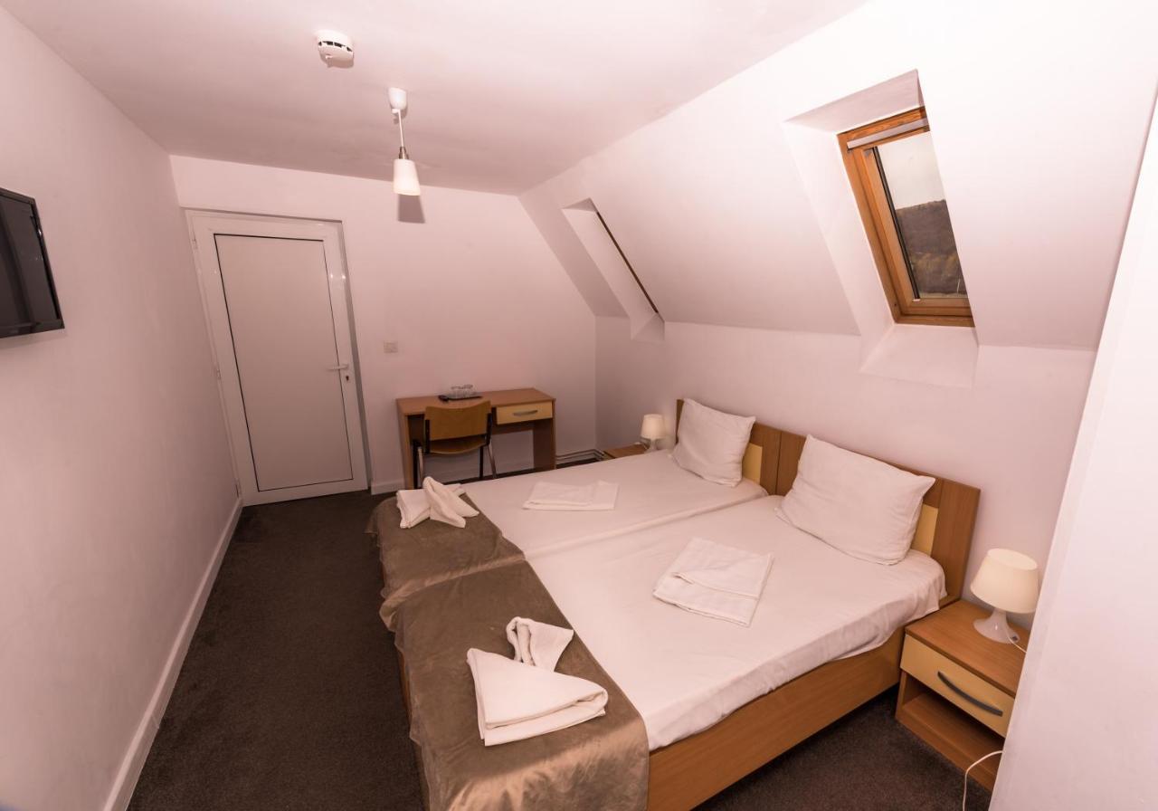 Manea Orsova Otel Dış mekan fotoğraf